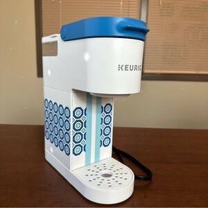 Jonathan Adler Limited Edition Keurig Coffee Maker- works great